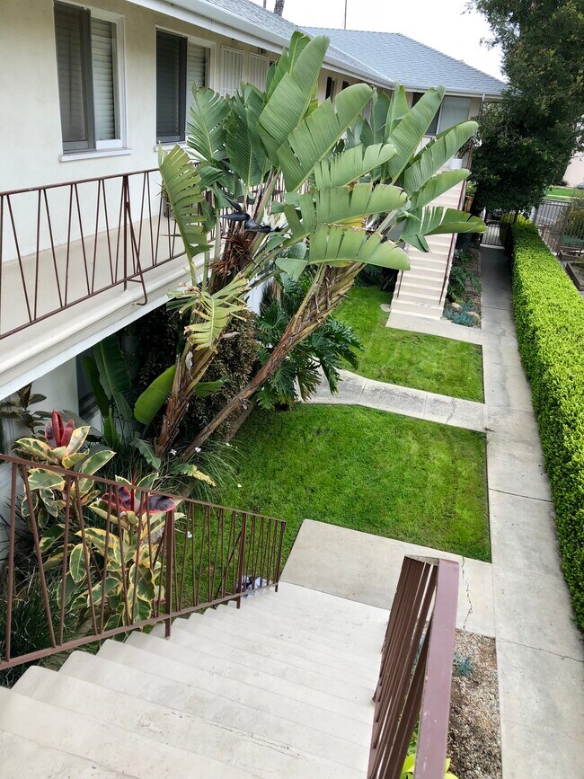 1521 12th St in Santa Monica, CA - Building Photo - Building Photo