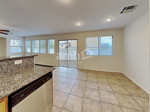 542 Eresma St in Henderson, NV - Building Photo - Building Photo