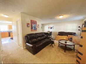 5218 Malik Dr in Durham, NC - Building Photo - Building Photo