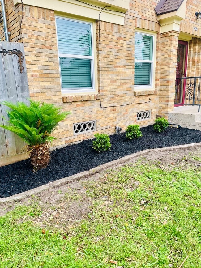 704 Sue St in Houston, TX - Building Photo - Building Photo