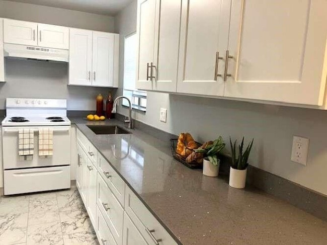 property at 317 Lake Evelyn Dr