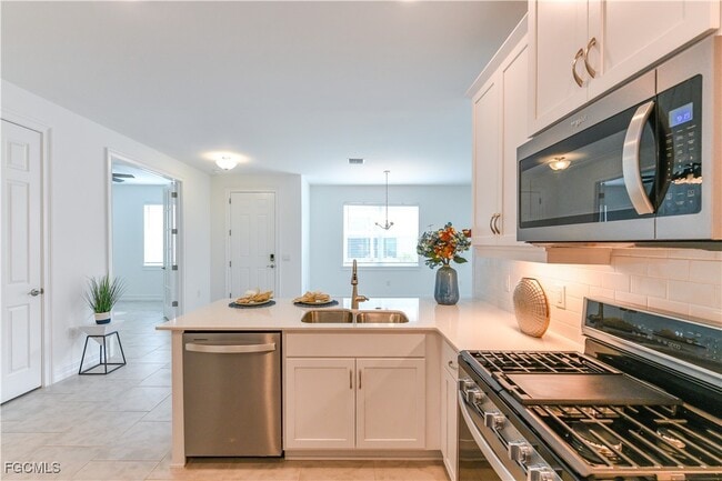 property at 43878 Blue Heron Ln