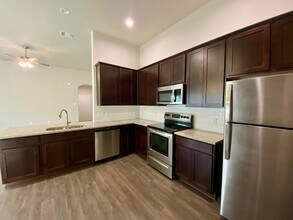 3416 Scott Cir in Seguin, TX - Building Photo - Building Photo