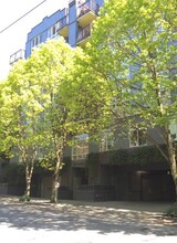 Belgrove Court in Seattle, WA - Foto de edificio - Building Photo