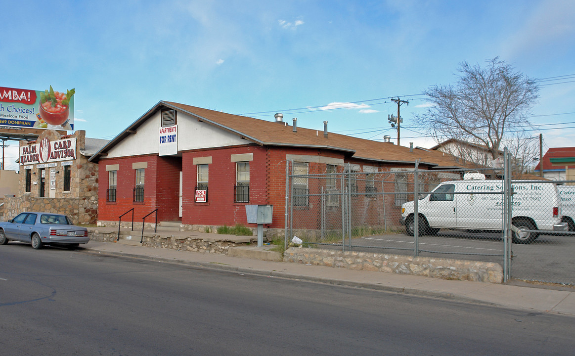 1127 E Missouri Ave in El Paso, TX - Building Photo