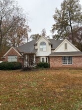 89 Sir Henry Dr in Columbus, MS - Building Photo - Building Photo