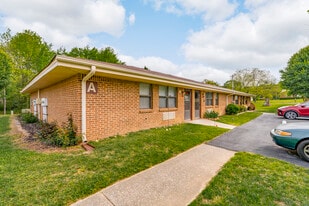 Gatewood Village in Wingate, NC - Building Photo