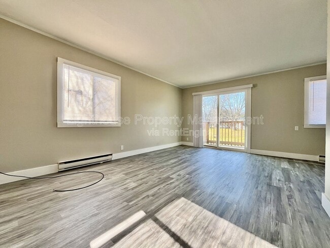 1545 Carmil Dr in Muskegon, MI - Building Photo - Building Photo