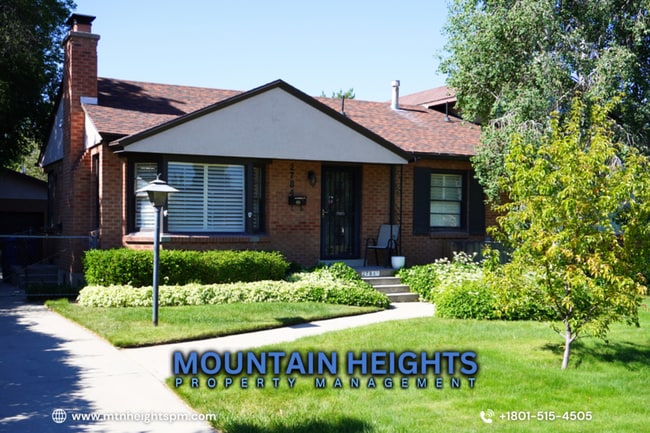 2784 E Delsa Dr in Salt Lake City, UT - Building Photo - Building Photo