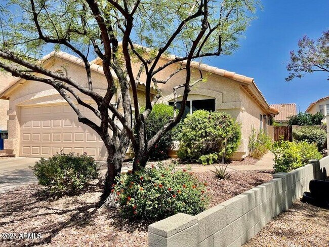 property at 2312 E Wescott Dr