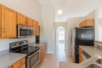 529 Peace Dr in Kissimmee, FL - Building Photo - Building Photo