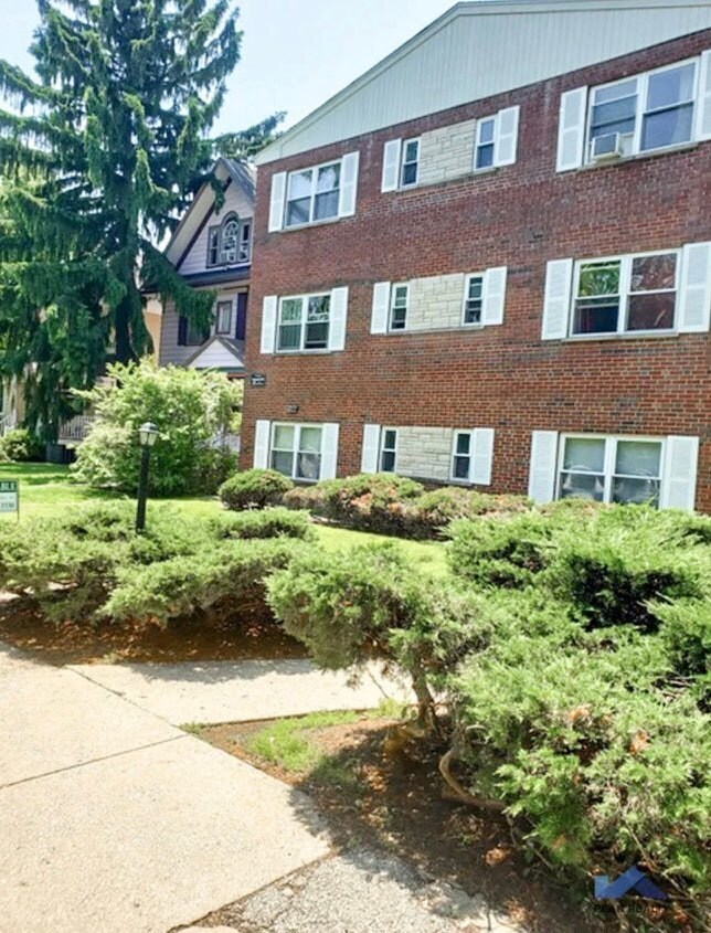 property at 2146 Sherman Ave