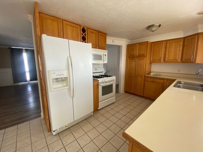 522 Skyline Dr NE in Great Falls, MT - Building Photo - Building Photo