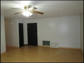 19 Fox Run Cir in Cabot, AR - Foto de edificio - Building Photo