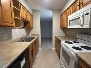 38623 Cherry Ln in Fremont, CA - Building Photo - Building Photo
