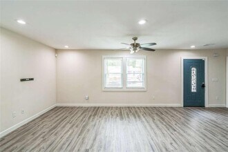 647 Robert St NW in Atlanta, GA - Building Photo - Building Photo