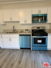 627 W 79th St in Los Angeles, CA - Building Photo - Building Photo