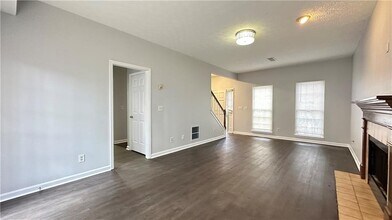 430 Meadowfield Trail in Lawrenceville, GA - Building Photo - Building Photo