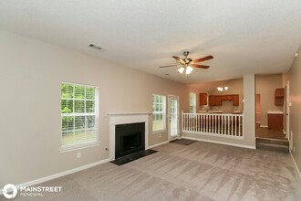 519 Pecan Wood Cir in Fairburn, GA - Building Photo - Building Photo