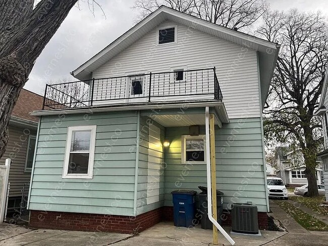 3633 Almeda Dr in Toledo, OH - Foto de edificio - Building Photo