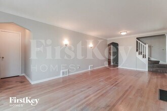 6531 S Kostner Ave in Chicago, IL - Building Photo - Building Photo