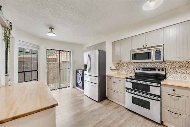 property at 2502 Tierra Dr