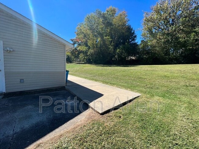 88 Lees Creek Rd in Asheville, NC - Building Photo - Building Photo
