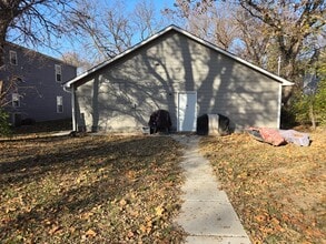 1113 Yuma St in Manhattan, KS - Building Photo - Building Photo