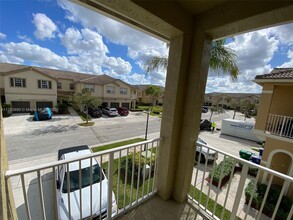 4294 SW 132nd Wy in Miramar, FL - Building Photo - Building Photo