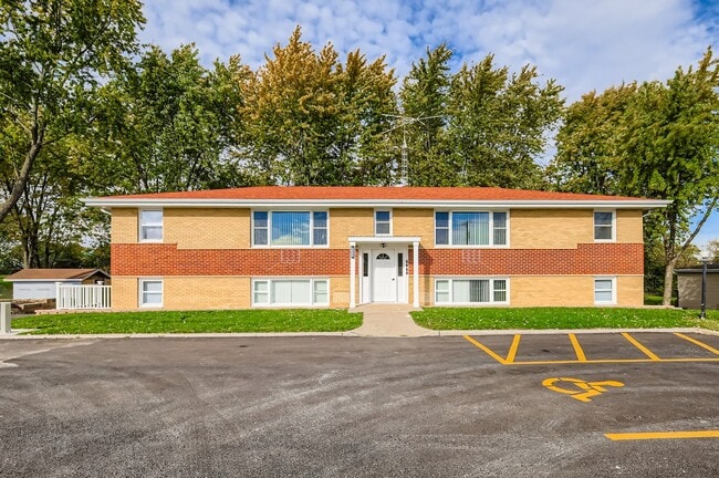 24430-24438 W Eames St