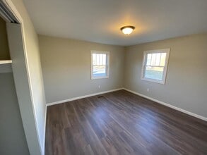 115 Dogwood in Yadkinville, NC - Building Photo - Building Photo