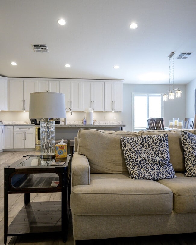 34018 N Pate Pl in Cave Creek, AZ - Building Photo - Building Photo