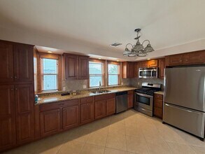 35-37-37 John St in Malden, MA - Building Photo - Building Photo