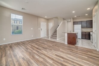 4581 Lime Straight Dr in Las Vegas, NV - Building Photo - Building Photo