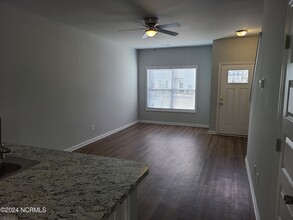 176 Buckhorn Ave in Holly Ridge, NC - Building Photo - Building Photo