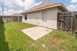 5611 Amelia Plantation Dr in Katy, TX - Building Photo - Building Photo