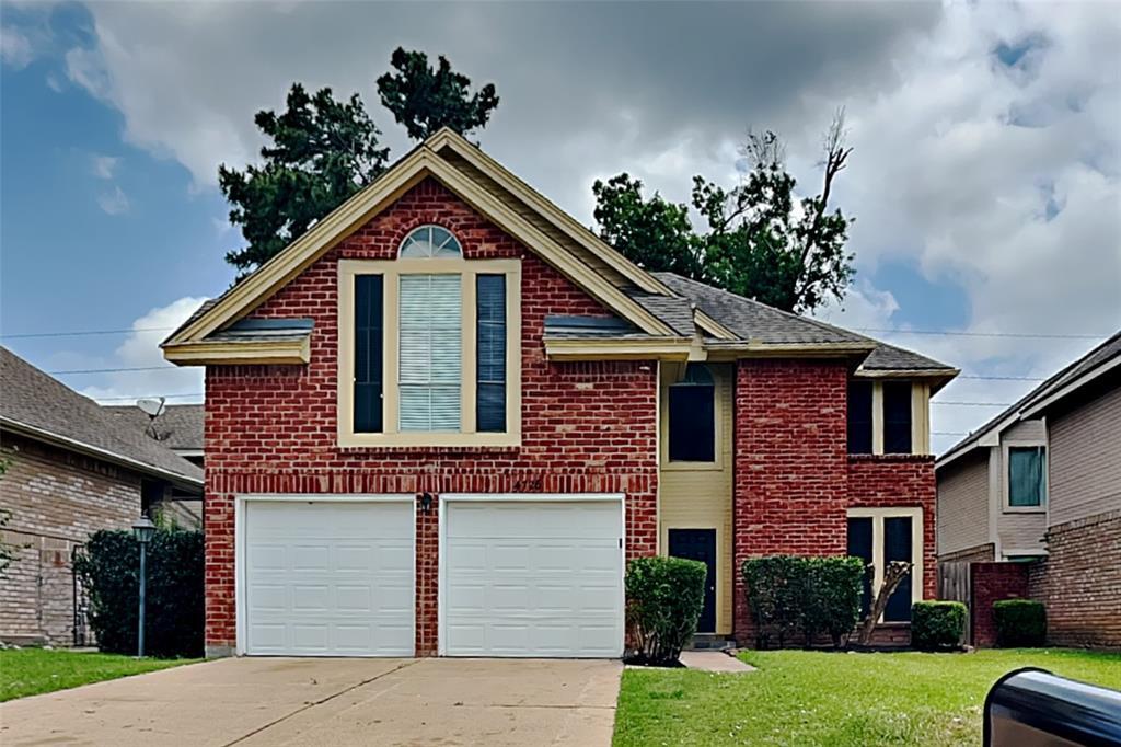 4726 Green Trail Dr in Houston, TX - Building Photo