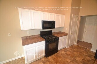 304 Spring Moor Ln in Loganville, GA - Foto de edificio - Building Photo