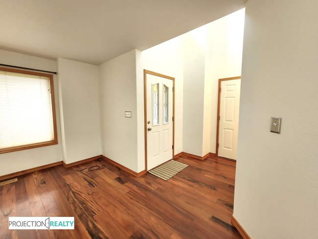 33994-33997 7 Oaks Dr in Scappoose, OR - Building Photo - Building Photo