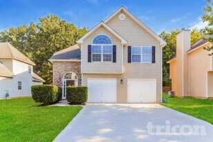 11842 Registry Blvd in Hampton, GA - Building Photo