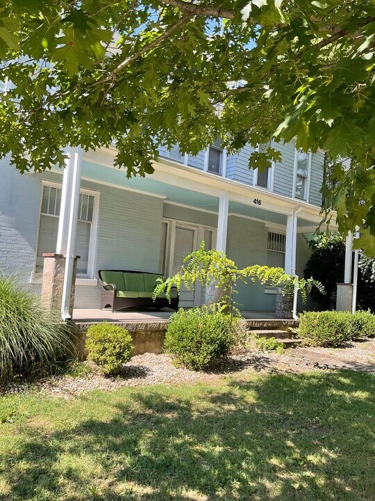416 E Maxwell St in Lexington, KY - Building Photo