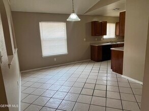 12345 Tierra Plata Dr in El Paso, TX - Building Photo - Building Photo