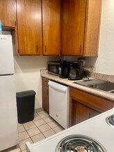 532 N Prospect St in Porterville, CA - Foto de edificio - Building Photo