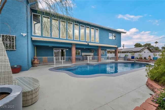property at 1601 Eaton Dr