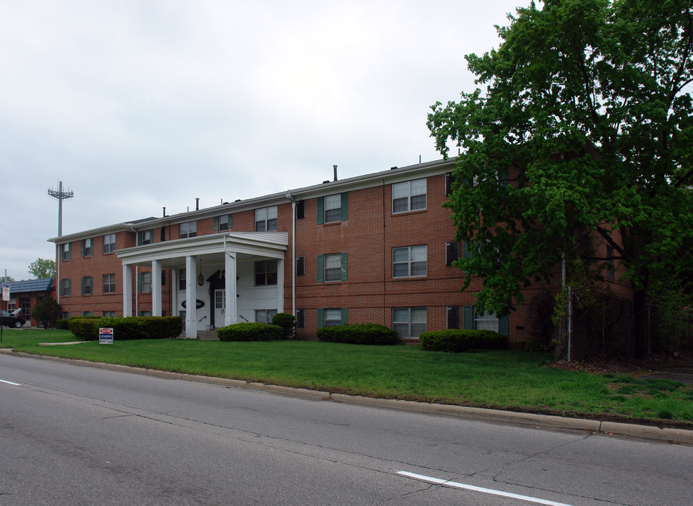 Ottawa Arms in Toledo, OH - Building Photo