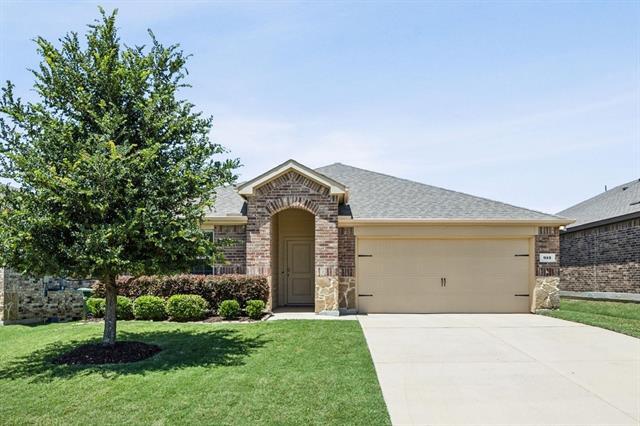 913 Alton Dr in Krugerville, TX - Building Photo