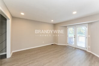 100 Crawford Cir in Newnan, GA - Building Photo - Building Photo