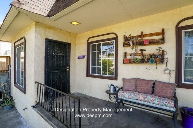 6208-6212 Roy St in Los Angeles, CA - Building Photo - Building Photo