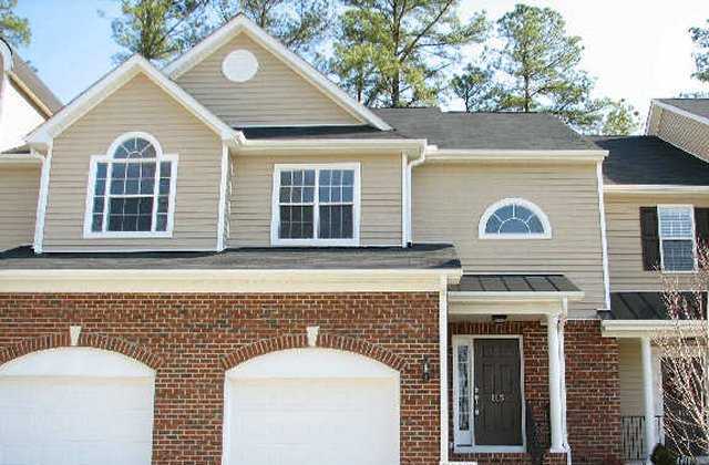 115 Florians Dr in Holly Springs, NC - Building Photo