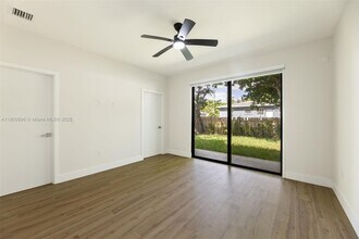 6850 NW 4th Ave in Miami, FL - Foto de edificio - Building Photo